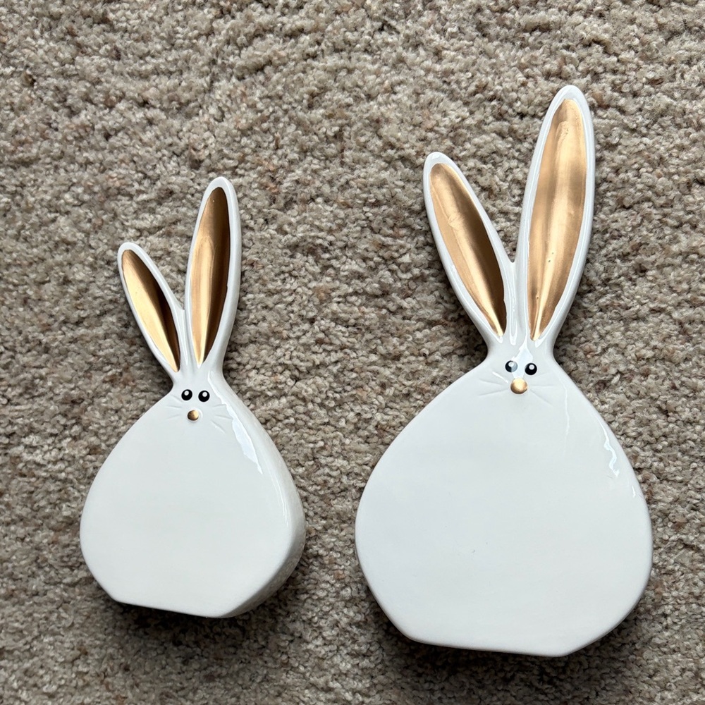 White and Gold Ceramic Bunny Decor